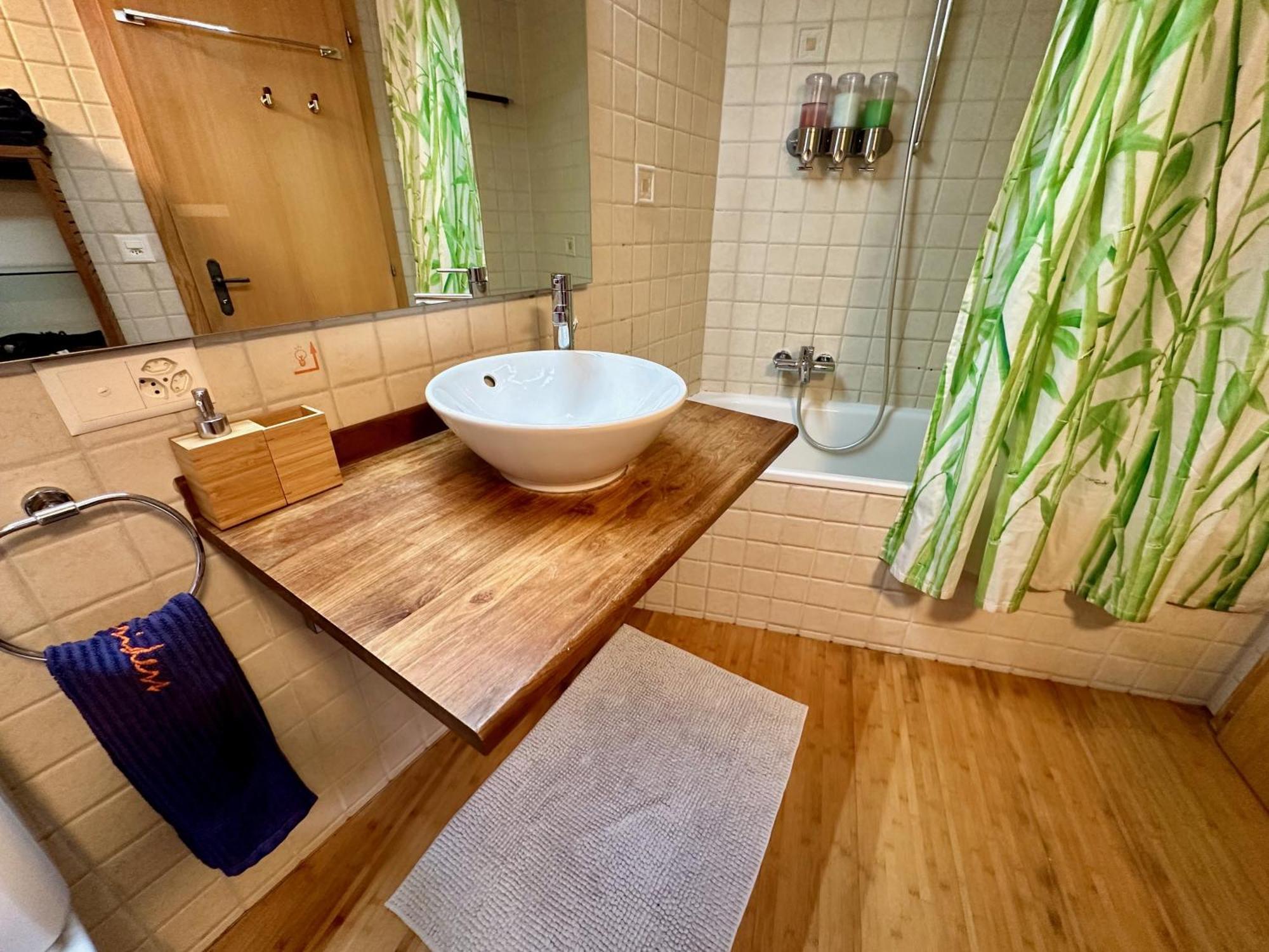 Apartment Typique Du Valais,maison Bio Et Bien-etre! Chermignon-d'en Haut